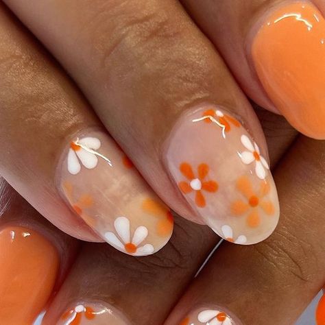 Shae-Lynne, Nail Artist on Instagram: "Is orange the colour this summer? 🤔 It was so popular this week 🧡 Nails booked for detailed art!" Orange Flower Nail Designs, Orange Fall Nail Ideas, Cute Short Oval Nails, Simple Colourful Nails, Colourful Nails For Summer, Simple Nail Ideas For Summer, Good Nail Ideas, Flower Nails Orange, Flower Nails Fall