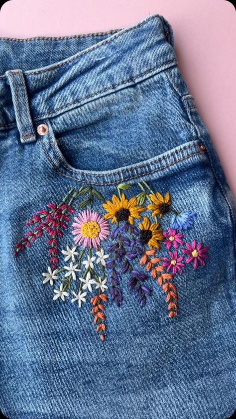 Jenny ~ Embroidery Art, Design & Crafts (@flynn_and_mabel) • Instagram photos and videos Embroidery Jeans Diy, Clothes Embroidery Diy, Denim Embroidery, Hand Embroidery Projects, Hand Embroidery Flowers, Creative Embroidery, Embroidery On Clothes, Simple Embroidery, Sewing Embroidery Designs