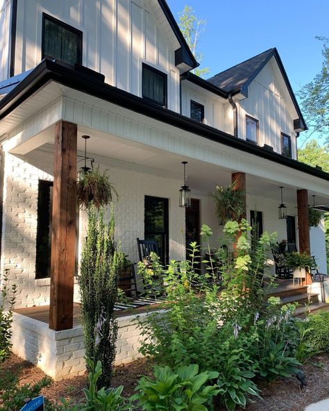 NC Modern Farmhouse Design on Instagram: “That morning glow.⁣ ☀️ ⁣ I love capturing the sun on the front of the house early in the day, it is so beautiful! On the agenda today is…” House Front Porch, Porch Remodel, Farmhouse Front Porches, Brick Exterior House, Gorgeous Houses, Modern Farmhouse Design, Exterior Makeover, Farmhouse Front, Modern Farmhouse Exterior