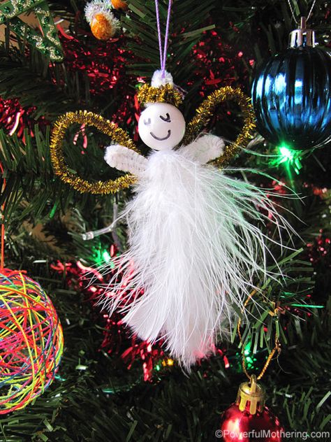 Kid Made: Feather Pretty Christmas Ornaments, Christmas Angel Crafts, Halloween Crafts For Toddlers, Easy Christmas Ornaments, Christmas Arts And Crafts, Angel Crafts, Simple Christmas Tree, Pipe Cleaners, Easy Christmas Crafts