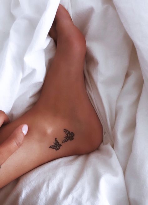 Butterfly Ankle Tattoos, 27 Tattoo, Simple Butterfly Tattoo, 42 Tattoo, Ankle Tattoos For Women, Inspiration Tattoos, Tiny Tattoo, Cute Tattoos For Women, Discreet Tattoos