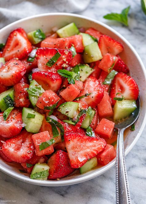 Cucumber Strawberry Salad- #strawberry #salad #recipe #eatwell101 - This watermelon salad with cucumber and strawberry is the perfect summer side to serve with grilled chicken or steak. - #recipe by #eatwell101® Cucumber And Strawberry Salad, Refreshing Foods For Summer, Salad Recipes With Cucumber, Chicken And Cucumber Recipes, Chicken Salad Salad, Watermelon Strawberry Salad, Recipe With Watermelon, Summer Strawberry Salad, Fresh Summer Recipes