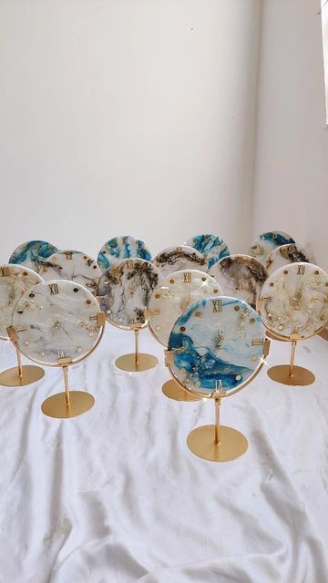 Resin Table Clock Ideas, Resin New Idea, Resin Products Ideas, Cute Resin Ideas, Resin Table Ideas, Ideas For Resin, Resin Design Ideas, Resin Table Clock, Resin Craft Ideas