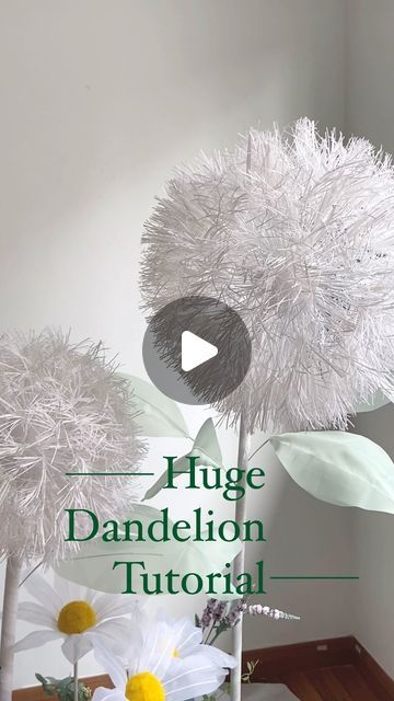 Large Dandelion Flower Diy, Paper Dandelion Diy, Dandelion Paper Flower, Giant Dandelion Diy, Dandelion Diy, Paper Dandelion, Large Paper Flowers Diy, Huge Flowers, Giant Paper Flowers Diy