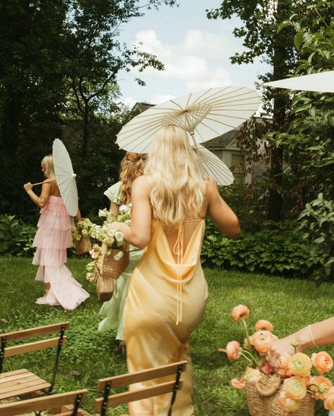 the prettiest spring garden party wedding 🌸!!!!!!!! forever bridesmaid inspo 🎀 which ones your fave?     —  #gardenpartywedding #springwedding #weddinginspiration #weddinginspo #thewed #alabamaweddings #floridaweddingphotographer #georgiaweddingphotographer #bridesmaidinspo    #Regram via @C56E8fdu6Jz Hard Launch, Garden Wedding Bridesmaids, Spring Garden Party, Spring Garden Wedding, Citrus Wedding, Wedding Aesthetics, Party Photoshoot, Spring Cocktails, Tea Party Wedding