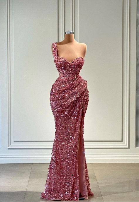 Gorgeous Prom Dresses, Pink Evening Dress, Pink Gown, Lace Dress Styles, Classy Prom Dresses, Stunning Prom Dresses, Sweetheart Prom Dress, Glamour Dress, Prom Dress Inspiration