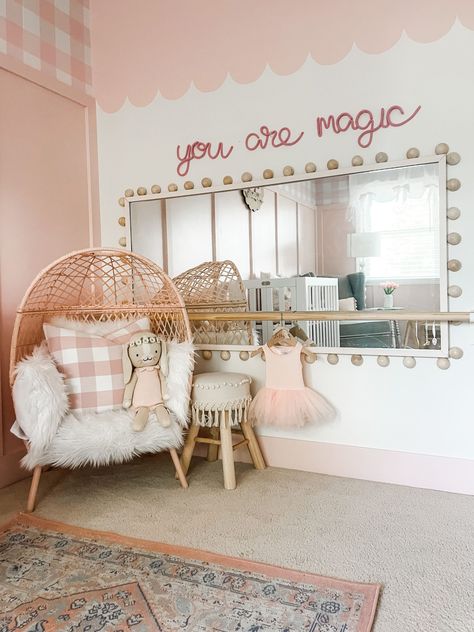 Dancer Room Ideas, Dancer Bedroom Ideas, Toddler Girl Princess Bedroom, Ballet Bedroom Ideas, Ballet Room Ideas Bedrooms, Tiny Toddler Room, Tiny Playroom, Dancer Bedroom, Ballet Room Decor