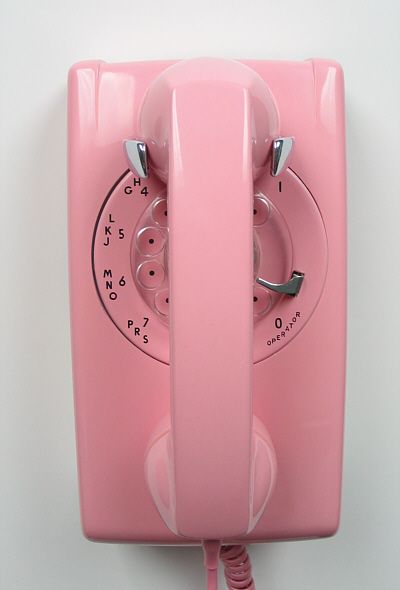 Refurbished Phones, Telephone Vintage, Tout Rose, Wall Phone, Rotary Phone, Pink Phone, Retro Phone, Vintage Phones, Jukeboxes