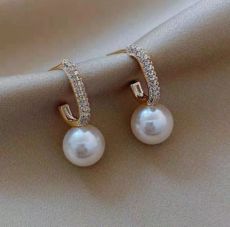 Women's Fashion > Women's Jewelry and Accessories > Women's Jewelry > Jewelry Style> Vintage> Classic> Wedding Jewelry> Pearl> Diamond> Earrings Bohemian Wedding Earrings, Simple Pearl Earrings, Wedding Earrings Vintage, Luxury Earrings, Gold Pearl Earrings, Girls Earrings, Pearl Stud Earrings, Bridesmaid Earrings, Bridesmaid Jewelry