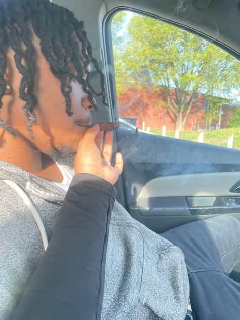 Smoker Boyfriend Aesthetic, Hood Bf Aesthetic, Dreadhead Boyfriend Couple, Dreadhead And Girlfriend, Dread Head Couples, Hood Love Aesthetic, Dreadhead Boyfriend, Couples With Locs, Dreadhead Couples