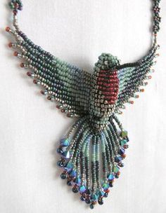 beading - Google Search Art Perle, Motifs Perler, Beading Patterns Free, Beaded Jewlery, Seed Bead Patterns, Humming Bird, Beaded Crafts, Beaded Animals, Beading Projects