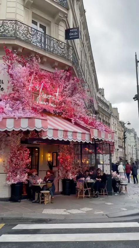 Paris Best Restaurants In Paris, France Aesthetic, Paris Vibes, Romantic Paris, Paris France Travel, Paris Trip, Parisian Life, Paris Aesthetic, Paris Cafe