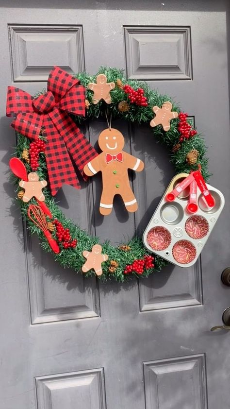 Gingerbread Christmas Wreath Diy, Gingerbread Wreath Diy, Dollar Tree Diy Christmas, Gingerbread Wreath, Dollar Tree Christmas Decor, Dollar Tree Finds, Dollar Tree Christmas, Tree Diy, Dollar Tree Crafts