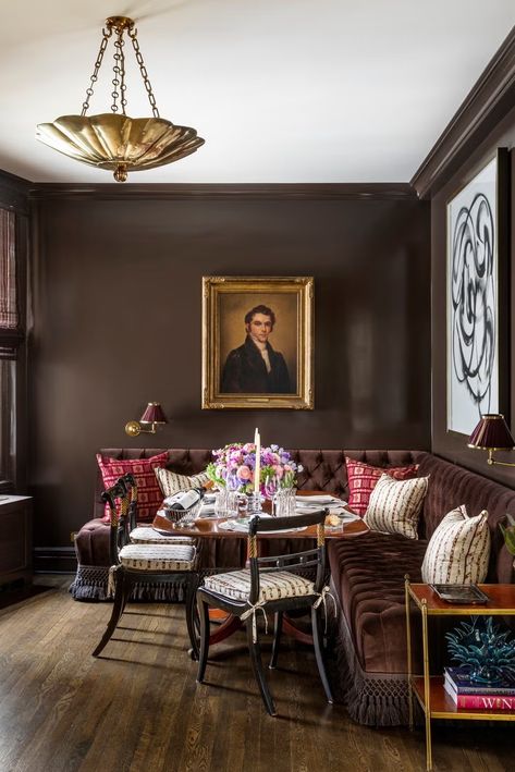 Cece Barfield, Pretty Interiors, Banquette Ideas, Brown Dining Room, Moody Decor, Manhattan Apartment, Black Dining Chairs, Banquette Seating, Brown Walls