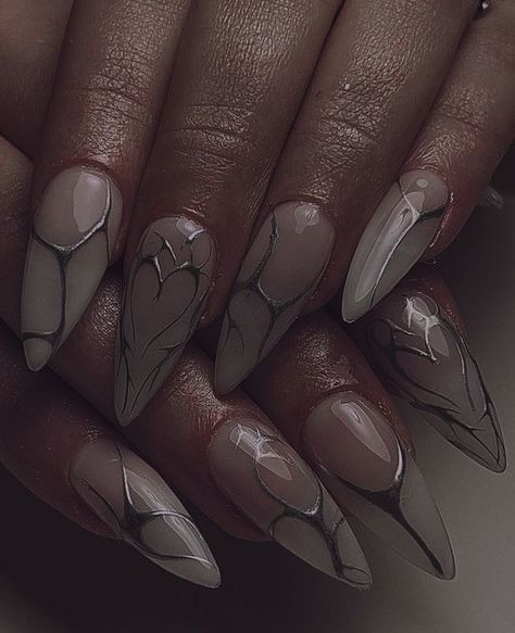 Make a Splash with These May Nail Designs Nails Metalic Design, Metalic Design Nails, Metal Nails Design, Silver Goth Nails, Black And Silver Heart Nails, Assassin Nails, 2yk Nails Ideas, Clear Polish Nail Designs, Metallic Heart Nails