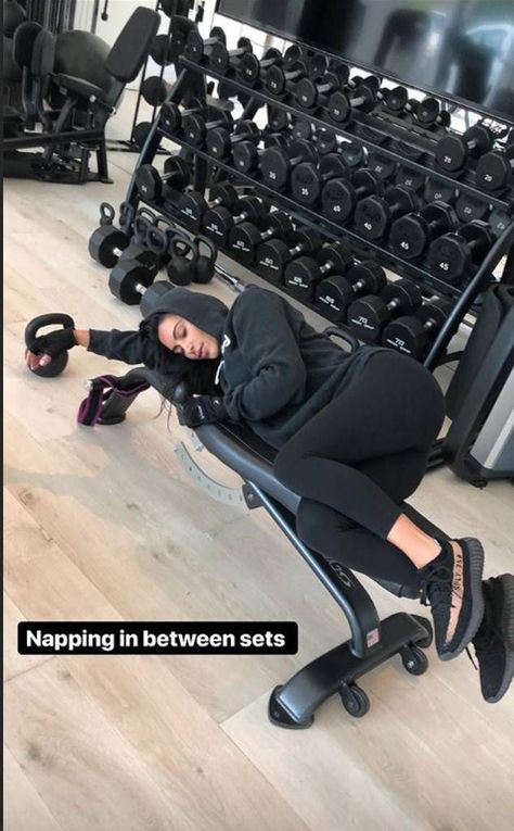 Kim Kardashian Went To The Gym After Kylie Jenner's Birthday Party Because 'No Excuses'- ellemag Kardashian Gym, Kim Kardashian Workout, Kylie Jenner Workout, Kim Kardashian House, Kardashian Workout, Kim Kardashian Home, Kardashian House, Kylie Jenner Birthday, Kylie Jenner House