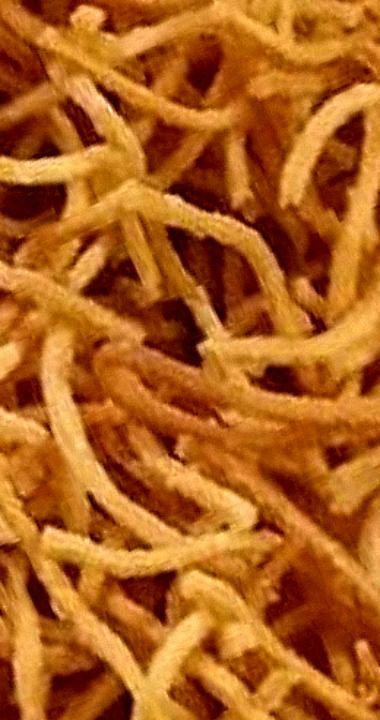 Crispy Fried Noodles Recipe Chinese, Chow Mein Crispy Noodles, Fried Rice Noodles Crispy, Chinese Fried Noodles Crispy, Japanese Fried Noodles, Crispy Chow Mein Noodles Recipe, Chinese Crispy Noodles, Dry Noodles Chinese, Fried Noodles Recipe Chinese