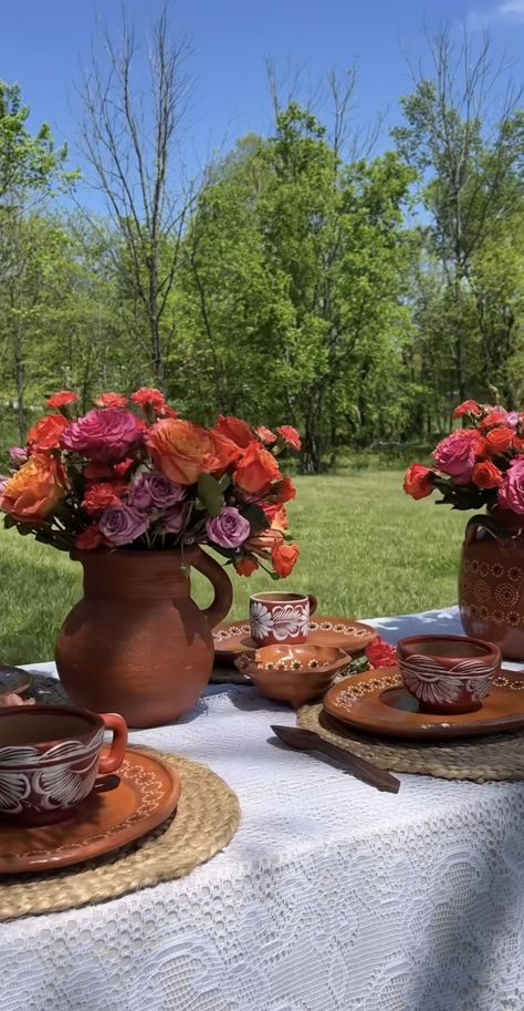 Modern Mexican Fiesta Decor, Mexican Wedding Treat Table, Fiesta Mexicana Table Decor, Hacienda Style Table Decor, Red Mexican Wedding Theme, Traditional Mexican Decorations, Cantarito Centerpiece Flowers, Spanish Style Wedding Table Decor, Mexican Inspired Birthday Party