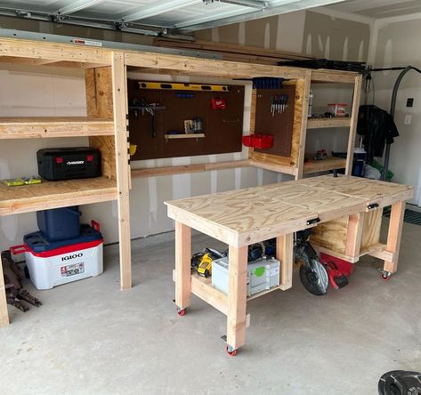 Finished this not to long ago. Mobile garage workbench with built in vacuum, shelf for power tools, stowable miter saw, and large shelving… | Instagram Built In Vacuum, Easy Garage Storage, Mobile Garage, Garage Workbench Plans, Garage Workshop Layout, Diy Garage Work Bench, Diy Lathe, Garage Storage Inspiration, Garage Workbench