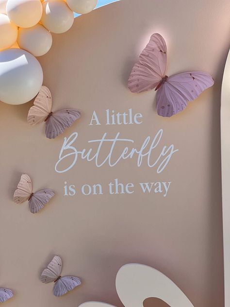 Butterflies Baby Shower Party Ideas | Photo 7 of 13 | Catch My Party Butterfly Baby Shower Decorations, Butterfly Baby Shower Theme, Classy Baby Shower, Pastel Baby Shower, Baby Shower Theme Decorations, Baby Shower Deco, Baby Shower Party Ideas, Little Butterfly