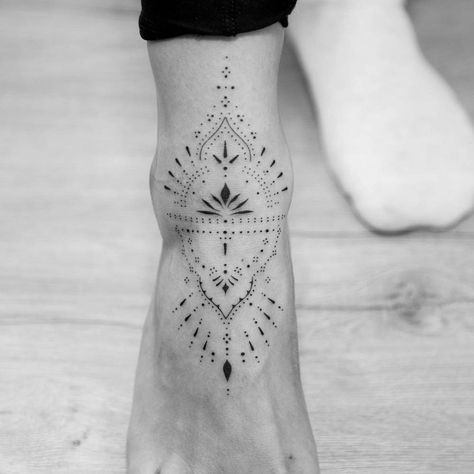 Ornamental tattoo on the ankle. Mandala Ankle Tattoo, Ankle Tattoos For Women Mandala, Ornamental Tattoos, Ankle Tattoos For Women, Boho Tattoos, Anklet Tattoos, Dot Tattoos, Foot Tattoos For Women, Handpoke Tattoo