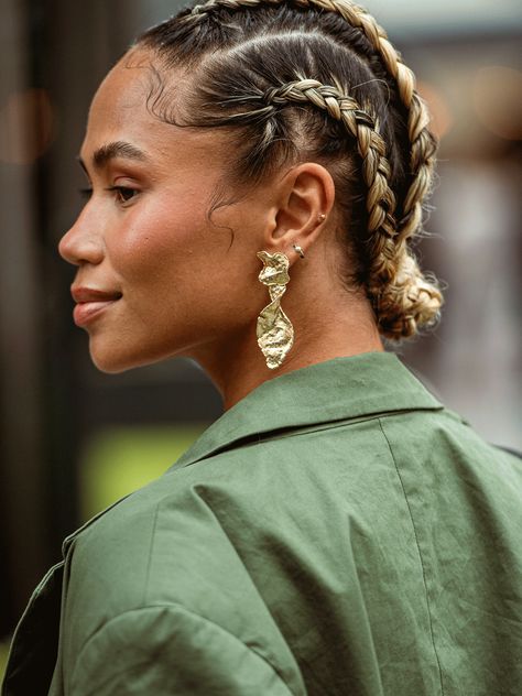 How To Do The Single-Earring Trend Like The Fashion Crowd | PORTER Single Earring Trend, Alison Lou, Maria Tash, Sophie Bille Brahe, Jacquie Aiche, Earring Trends, Ear Stack, Feather Design, Diamond Star