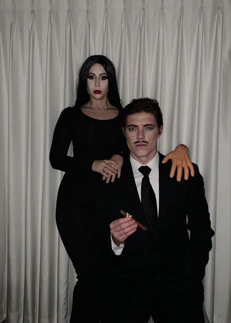 Gomez Adams And Morticia, Adams Couple Costume, Adams Family Couple Costume, Gomez Addams Costume Diy, Adams Family Costume Morticia Addams, Wednesday Couple Costume, Morticia And Gomez Costume, Adams Family Halloween Costumes, Diy Morticia Addams Costume