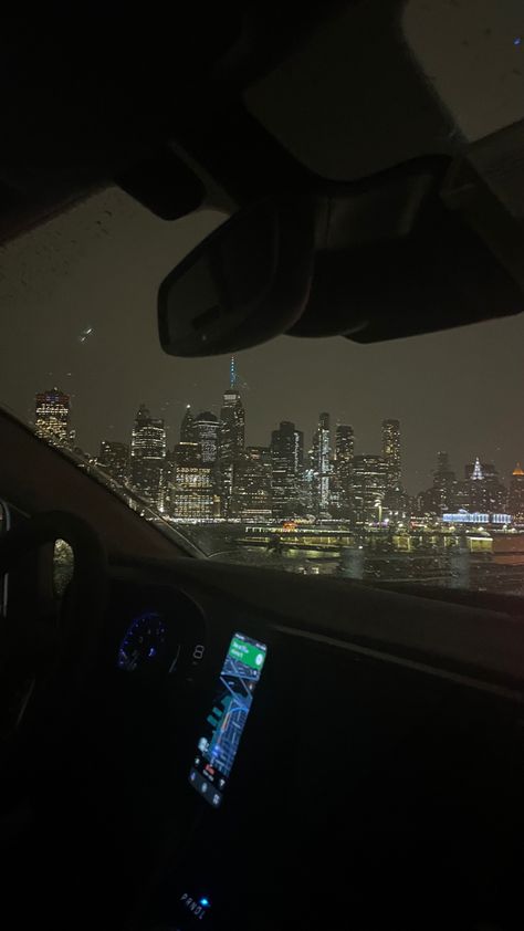 NYC New York City skyline night car late night drive aesthetic vibe dark buildings manhattan uptown downtown Driving In The City Aesthetic, Late Night Aesthetic Car, Car City Aesthetic, Car Night Drive Aesthetic, Car Late Night Drive, Road Trip At Night, City Night Drive, Late Night Car Drives Aesthetic, Night Aesthetic Car