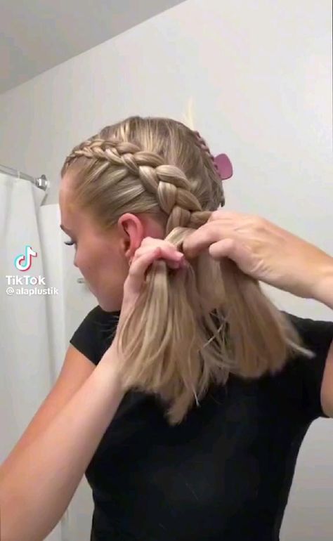 Braid Blonde Hair, Brown Hair Beautiful, Dutch Braid Hairstyle, Dutch Braids Short Hair, Plaited Hair, Dutch Braid Tutorial, Hair Inspired, Dutch Braid Hairstyles, Braiding Your Own Hair