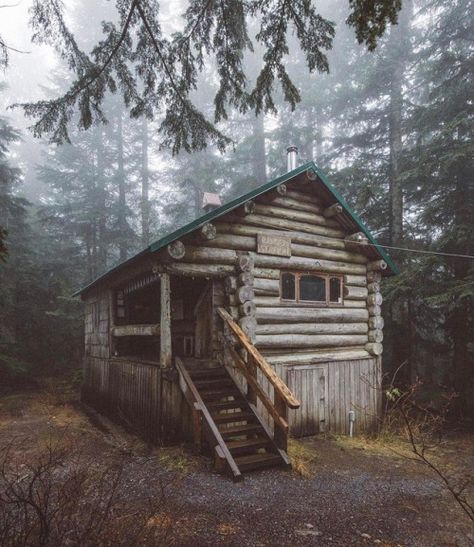 . Old Log Cabin, Ranger Station, Old Cabins, Small Log Cabin, Cabin Tiny House, Forest Cabin, Hunting Cabin, Country Cabin, Cabin Living