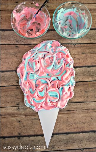 Cotton Candy Kids Craft Using Puffy Paint - Fun summer art project Kids Candy Crafts, Cotton Candy Crafts, Puffy Paint Crafts, Preschool Circus, Carnival Crafts, Circus Crafts, Summer Art Projects, Party Girlande, Candy Art