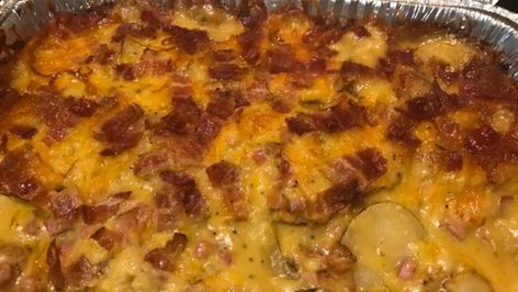 Scalloped Potatoes With Cream, Layered Potato Casserole, Bacon Cheese Potatoes, Scalloped Potatoes Crockpot, Scalloped Potatoes Recipe, Layered Potato, Scalloped Potatoes Cheesy, Cheddar Cheese Soup, Scalloped Potato Recipes