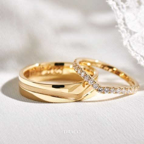 Timeless Wedding Band, Engagement Rings Couple Gold With Name, Engagement Name Rings, Wedding Rings Sets His And Hers Unique, Wedding Ring Designs Couple, Love Bands Couple Rings, Couple Wedding Rings Unique, Couple Ring Designs Gold, Couple Rings Gold Engagement Unique