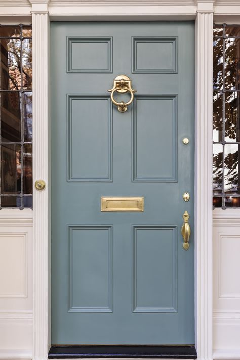 Front Door Transformation, House Columns, Front Door Planters, Front Porch Railings, Unique Front Doors, Door Planter, Girly Apartment, Blue Front Door, Girly Apartment Decor