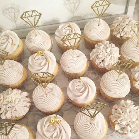 Bridal cupcakes, rustic shower, hydrangea, roses, diamond ring, buttercream cupcakes Bridal Cupcakes, Engagement Cupcakes, Engagement Party Cake, Engagement Party Planning, Bridal Shower Cupcakes, Diy Cupcake, Rustic Shower, Bridal Shower Cakes, Bridal Shower Cake