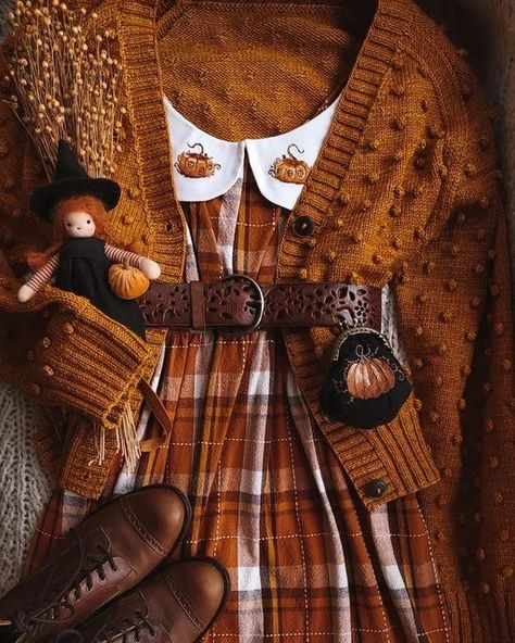 Autumn Aesthetic Dress, Pumpkin Clothes, Cottagecore Autumn, Pumpkin Dress, Pumpkin Outfit, Cottagecore Outfits, Autumn Magic, Cottagecore Fashion, Autumn Clothes