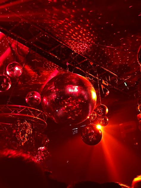 Miami Red Aesthetic, Glamour Party Aesthetic, Dancing In The Night Aesthetic, Night Out Party Aesthetic, Red Hollywood Aesthetic, Night Time Party Aesthetic, New York Night Club Aesthetic, Red Night Club Aesthetic, Stargirl Aesthetic Red