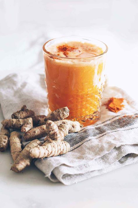 Recipes Using Turmeric, Healthy Drink Recipes Smoothies, Turmeric Tonic, Inflammation Foods, Tonic Drink, Anti Inflammation Recipes, Tonic Recipe, Turmeric Recipes, Smoothie Drink Recipes