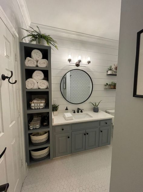 Bathroom Cabinet Layout Ideas, Bathroom Ideas With Shower Only, Bathroom Sink Remodel, Bathroom Redecorating, Full Bathroom Remodel, Bohemian Bathroom, Farmhouse Designs, Dream Future, Bad Inspiration