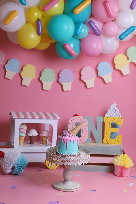 Candy Theme First Birthday Party, Ice Cream Theme Backdrop, Ice Cream Theme Birthday Party Decoration Candy Land, Ice Cream Birthday Outfit, Ice Cream First Birthday Photoshoot, Ice Cream Theme Cake Smash, Candy Land Theme Photoshoot, Candyland Birthday Photoshoot, Two Sweet Party 2nd Birthday Photoshoot