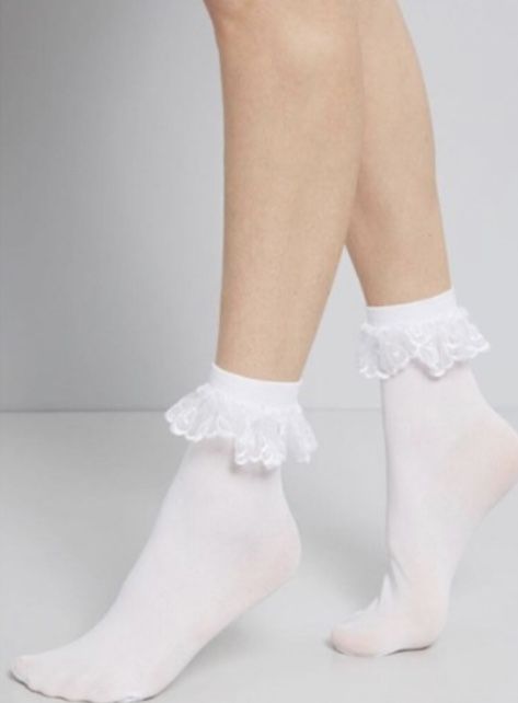 Bobby Socks, Frilly Socks, Sheer Socks, Stylish Socks, Lace Socks, Socks And Heels, White Socks, Cute Socks, 1950s Fashion