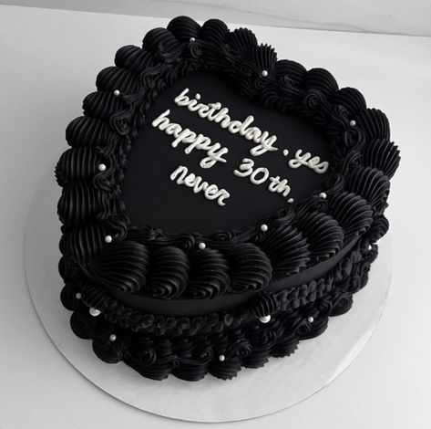 Black 30th Birthday Cake, Cake Birthday Aesthetic Black, Dark Cake, Scorpio Birthday Cake Black, Aesthetic Black Cake Birthday, Birthday Cake Aesthetic Black, Black Heart Birthday Cake With Glitter, Gothic Birthday Cakes, 19th Birthday Cakes