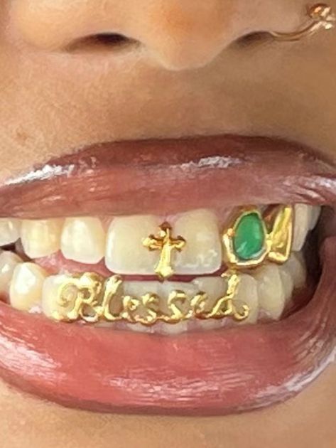 Gold Teeth Grills, Gold Teeth Grillz, Pretty Teeth, Dental Jewelry, Grillz Teeth, Gold Grill, Xoxo Jewelry, Diamond Teeth, Dope Jewelry Accessories