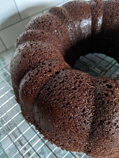 Coffee Chocolate Bundt Cake for #BundtBakers Chocolate Macaroon Bundt Cake Recipe, Chocolate Espresso Cake, Espresso Cake, Chocolate Macaroons, Chocolate Bundt, Chocolate Pound Cake, Chocolate Bundt Cake, Coffee Chocolate, Coffee Cake Recipes