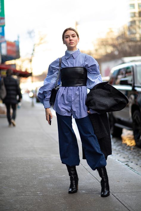 New York Fashion Week Street Style, Nyfw Street Style, Looks Street Style, Street Style Paris, Autumn Street Style, Outfit Look, Street Style Inspiration, Mode Inspo, Cool Street Fashion