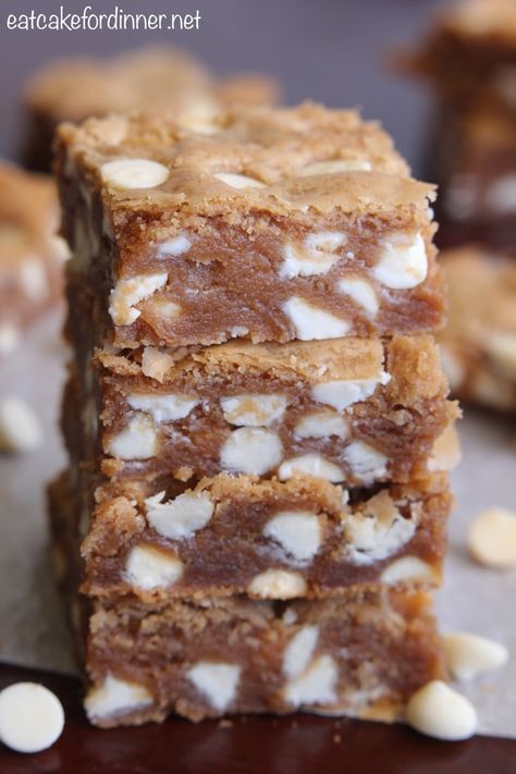 Eat Cake For Dinner: Cookie Butter Bars Cookie Butter Bars, Biscoff Recipes, Vegetarian Cookies, Butter Bar, Biscoff Cookies, Butter Bars, Dessert Candles, Butter Recipes, Cookie Butter