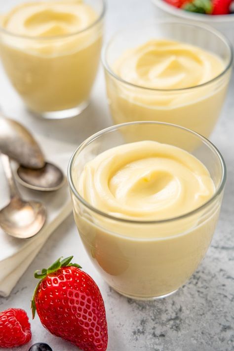 Vanilla Custard Recipe, Custard Recipe, Homemade Custard, Custard Pudding, Custard Desserts, Creme Dessert, Fruit Cobbler, Smoothie Detox, Custard Recipes