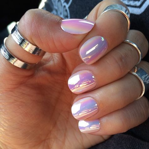 Metallic Pink Nail Polish fashion nails pink jewelry hands pretty rings silver accessories polish metallic Nagellack Trends, Unicorn Nails, Her Nails, Metallic Nails, Nail Art Summer, Fancy Nails, Types Of Nails, Nail Arts, Manicure E Pedicure