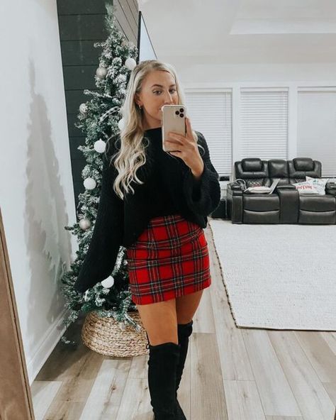 Christmas Outfits Ideas Women Dressing On Christmas Day Holidays Outfits Christmas Eve Outfits, Christmas Outfits Dressy, Cozy Christmas Outfit, Christmas Fashion Outfits, Xmas Party Outfits, Christmas Eve Outfit, Christmas Outfit Inspiration, Leni Klum, Holiday Outfits Christmas