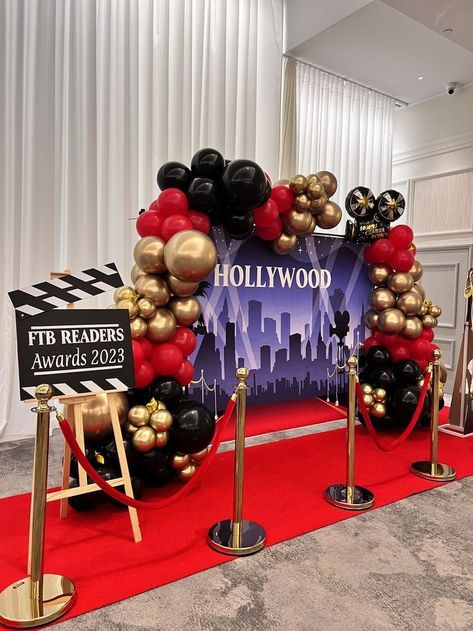 Hollywood Red Carpet Party, Hollywood Theme Party Decorations, Red Carpet Theme Party, Oscars Theme Party, Hollywood Birthday Parties, Cinema Party, Red Carpet Theme, Hollywood Birthday, Hollywood Party Theme